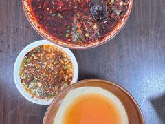 -苗侗地道红酸.酸汤鱼·酸汤牛肉