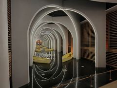 -涨巢·潮玩水疗局