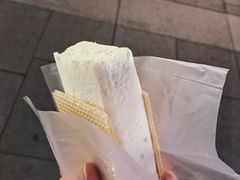 -詹爷爷乌节路街头冰淇淋