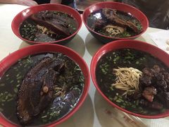 -小龙大肉面馆