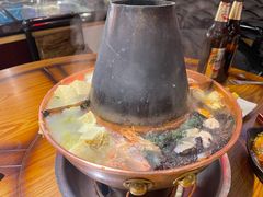 -老蜀铜火锅·酸菜脊骨·麻辣羊蝎子(热闹路店)