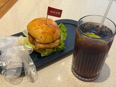 -必胜客(集美杏东店)