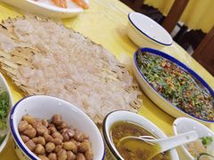 -官塘陈记鱼生·潮汕砂锅粥·牛肉火锅(潮枫路总店)