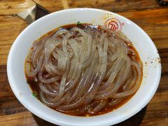 万记特色酸辣粉-万记麻辣烫国展总店