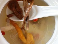 虫草菌菇清鸡汤-名甬鲜坊·宁波海鲜(爱琴海店)