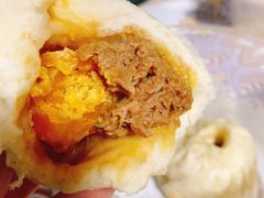 咸蛋黄超人包-老陶包子铺(南大西南村店)