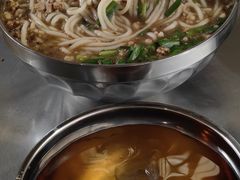 -正宗杨记普洱酸醋米线(总店)