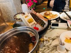-雍和会海鲜姿造自助(湖东路店)