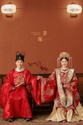 -雪中彩影婚纱摄影·微光艺术中心