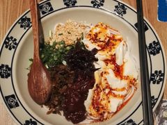 -刀小蛮半只鸡过桥米线(家乐福四元桥店)