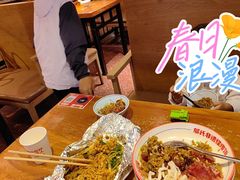 -怪噜范·老贵阳街头名小吃(鸿通城店)