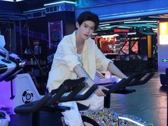 -DEDE APU潮玩运动聚乐部(观音桥店)