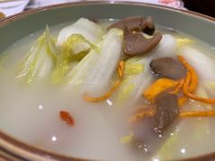 浓汤浸娃娃菜-稻香酒家·33年老字号·港式粤菜(富邦中心店)