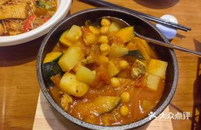 Tomato Vegan Beef Spaghetti