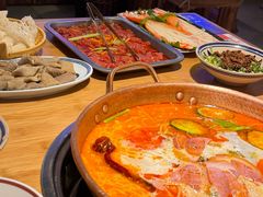 -洱火云南酸菜牛肉火锅(石景山当代商城店)