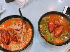 番茄汤底鸡翼出前一丁-华嫂冰室(尖沙咀店)