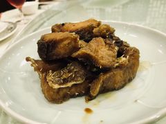 特色熏鱼-梅龙镇酒家(南京西路总店)