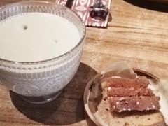 -耶里夏丽·丝路新疆菜·清真食品(徐汇南丹东路臻选店)