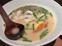 -荣家黄鱼面(前滩太古里店)