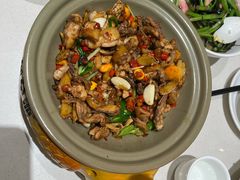 -绿草地·湘菜(芙蓉天街店)