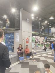 -MINI MARS 脚下的城市乐园·餐饮·派对(静安江宁店)