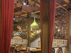 -老牌坊云南鱼豆花火锅(爱建店)
