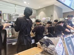 -霸王茶姬(上海静安大悦城店)