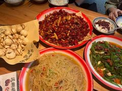 -泥糊破店小酒馆·团建聚餐(南京西路店)