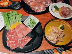 -山之屋炭火烧肉·生啤畅饮(大朗万科中央公园店)