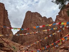 -天山神秘大峡谷