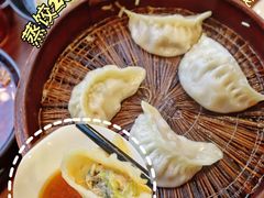 半笼菜肉蒸饺-金隆兴(镜湖店)