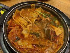 -喇喇排骨火锅·传统韩式脊骨汤(望京西园总店)