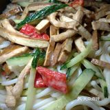 整个大大的盆 整点芝麻酱花生酱加点凉白开、醋、盐