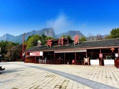 -玻璃桥景区石牛寨
