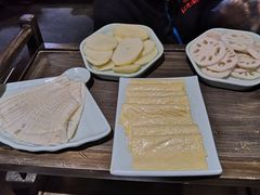 -红九格老火锅(三峡广场店)