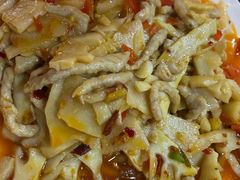 -乡土特色.冷锅鱼.牦牛肉汤锅