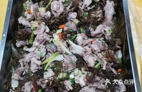 Steamed Duck with Lotus Leaf and Ground Ivy