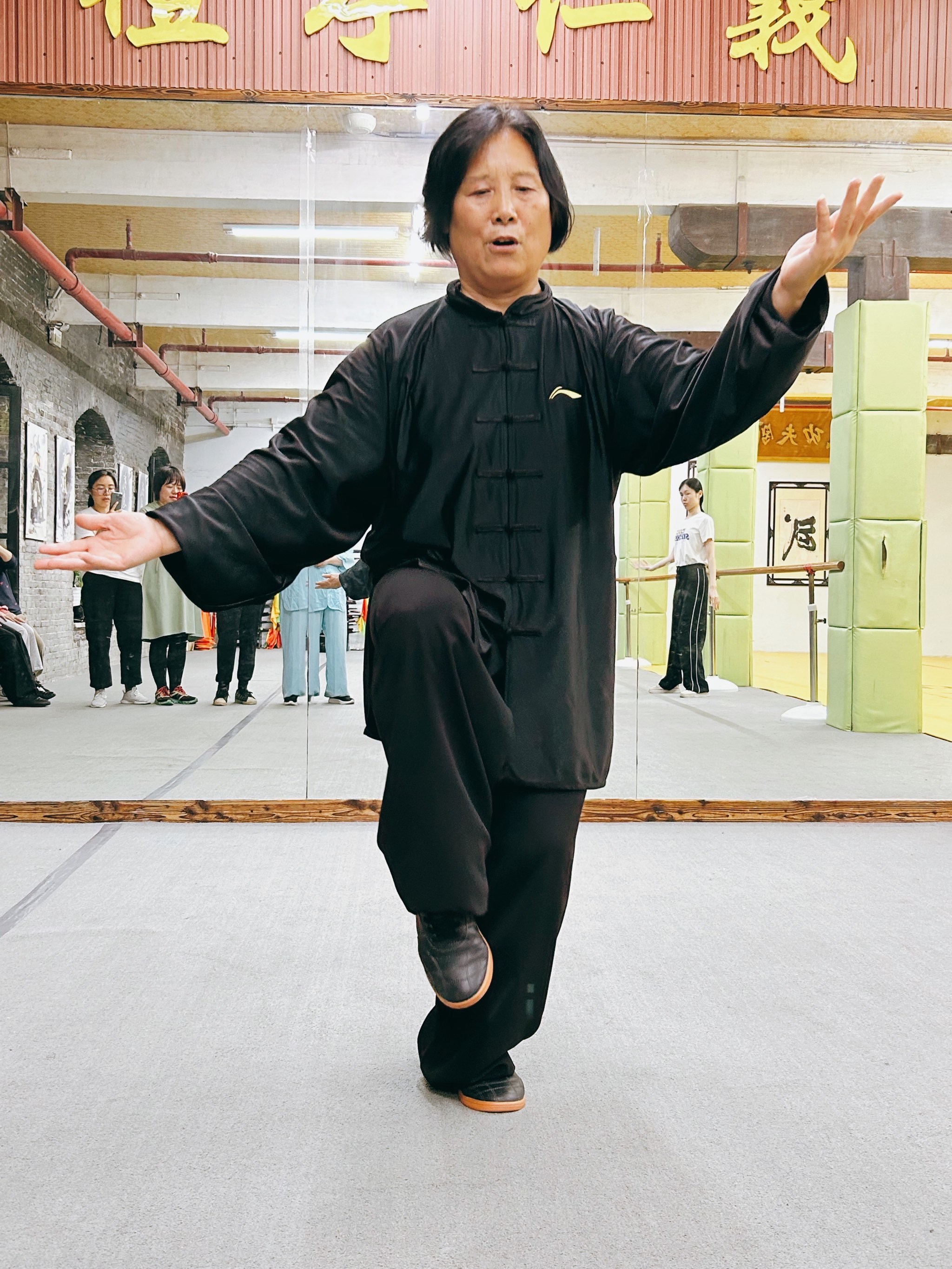 "欲进先退","欲上先下"实在是非常博大精深