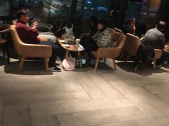 -星巴克臻选(莘庄仲盛店)