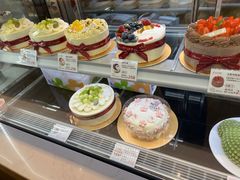 -花花卷卷·鲜食蛋糕(静安久光百货店)