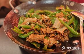 One号 Pork with Chili Stir-fry
