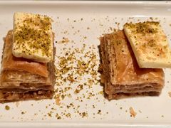 -Efes Turkish & Mediterranean Cuisine 艾菲斯餐厅(陆家嘴店)