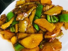 -东北菜冰城一家人