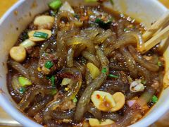 -八一路好吃街(雨田商务大厦店)