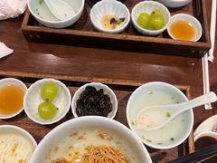 -蟹上黄·蟹黄面·江南糖水(人民广场店)