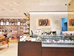 -VENCHI 闻绮(北京国贸商城店)