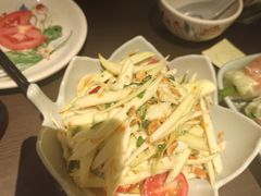 -大头虾越式风味餐厅(光明广场店)