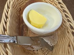 餐前面包-Entrecôte 法国牛扒馆(保利·时光里店)