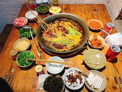 -四小区火锅·巷子里的重庆火锅(花照壁店)