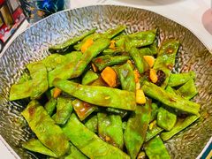 石锅焗芸豆-关里关外·鱼头泡饼(唐冶绿地汇店)